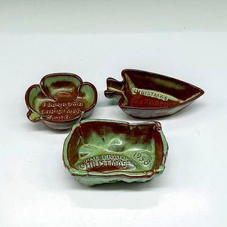 3pc Vintage Frankoma Pottery Patina Green Christmas Card Set