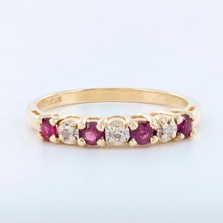 Simple Classy 14K Gold, Diamond, and Ruby Ring