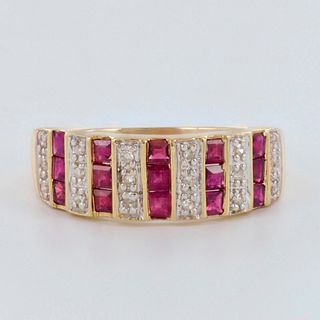 Pretty 14K Gold, Diamond, and Ruby Ring