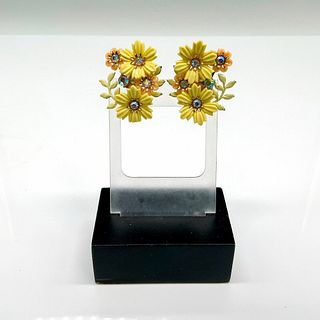 Pretty Coro Yellow Flower Clip-On Earrings