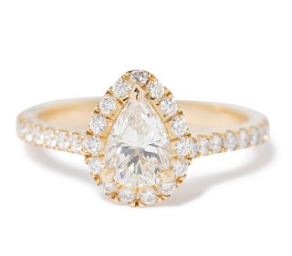 18K YELLOW GOLDÂ  DIAMOND RING, 2.00 dwt., 1.01ct.TW PEAR SHAPEÂ  Center Diamond .495ct.TW ROUND Diamonds Size6.75