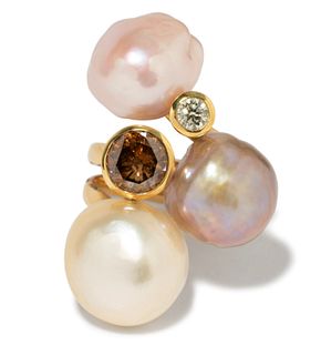 18K YELLOW GOLD PEARL & DIAMOND RING, 15.50 dwt., 1.40ct.TW ROUND BROWNÂ  .25ct.TW ROUND YELLOW Diamonds .00ct.TW BAROQUE PEARL MULTI COLORÂ  Size7.00