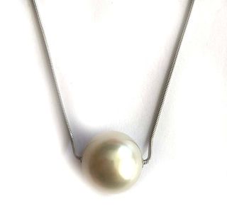 18K WHITE GOLD PEARL NECKLACE, 4.60 dwt., .00ct.TW ROUND PEARL WHITEÂ  Size16.00