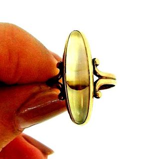 Victorian 10k Yellow Gold & Moth Agate Ring