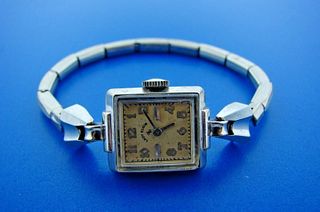 TIMELESS ELgin White Gold Lady's Watch
