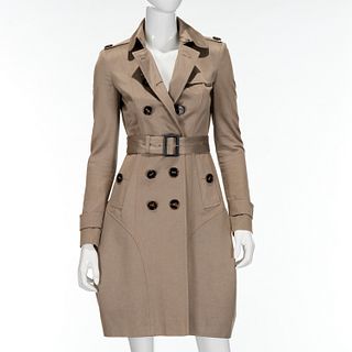 Burberry belted trench coat, modelo 608