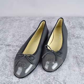Chanel Double CC Leather Ballet Flats