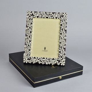 L'Object Picture Frame