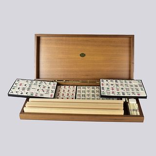 Vintage Chinese Mahjong Set