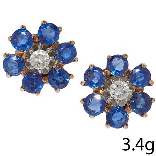FINE PAIR OF SAPPHIRE AND DIAMOND DAISY CLUSTER EARRINGS