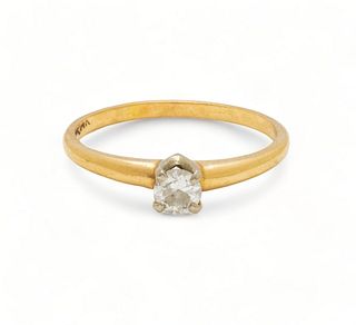 Diamond (20pts), 14K Yellow Gold Ring, Ca. 1940, 2.4g Size: 9.5