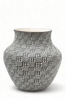 Sharon Stevens (American, B. 1960) Acoma Pottery Vase, H 15" Dia. 14"