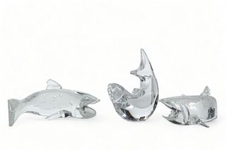 Steuben (American) & Orrefors (Swedish) Glass Fish Figurines, H 6" W 2.5" L 5.5" 3 pcs
