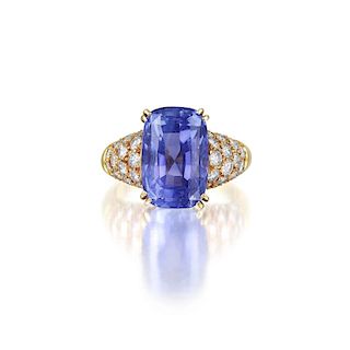 Van Cleef & Arpels 10.73-Carat Ceylon Unheated Sapphire and Diamond Ring
