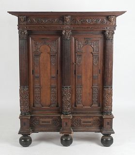 Dutch Baroque Carved Oak 'Keeftkast' Cupboard