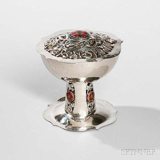 Edward VII Arts and Crafts Sterling Silver Potpourri and Cover