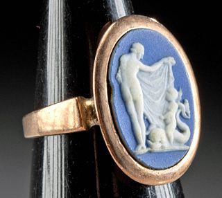 Gold Ring w/ 19th C. English Wedgewood Cameo Venus