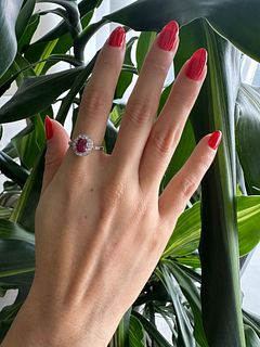 1.24 Ctw in Ruby and Diamonds 18kt Gold Ring