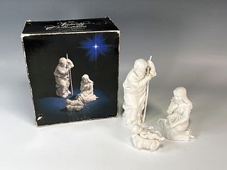 AVON NATIVITY COLLECTIBLES HOLY FAMILY PORCELAIN FIGURES IN BOX