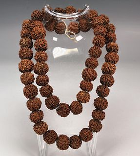 TRADITIONAL CHINESE PUTI BEAD NECKLACE - A CULTURAL GEM