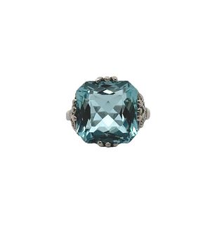 Antique Platinum Ring with Aquamarine and Diamonds