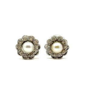 Antique Studs in 18k Gold with Diamonds & Pearls
