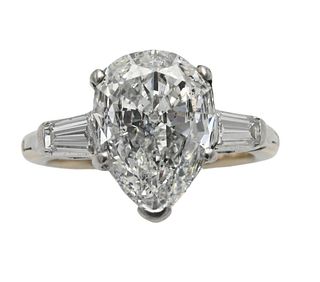 18K White Gold and Diamond Engagement Ring