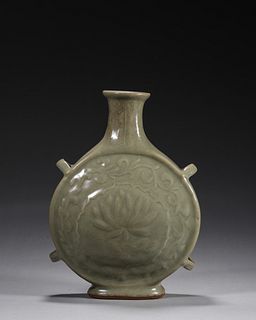 A Lotus Patterned Longquan Kiln Porcelain Moon Flask,Yuan Dynasty,China