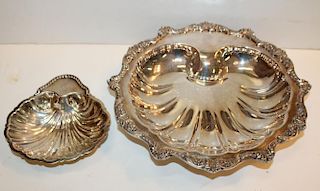 Pair of silver plate shell bowls on feet