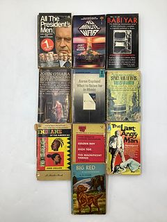Set of 10 books: All Presidents Men, Babi Yar, Indians of the Americas, Big Red, The 40 Minute War