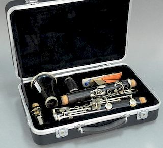 V. Kohlerts Sons Krastice ebony clarinet in fitted case.