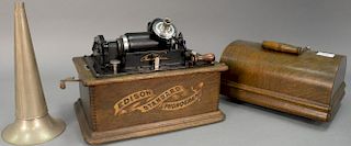 Thomas Edison Standard cylinder phonograph with 10 1/2 inch horn. ht. 9 3/4in., wd. 12 1/2in., dp. 8 1/2in.