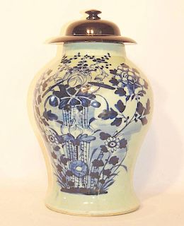 19th C. Chinese Porcelain Temple Jar
