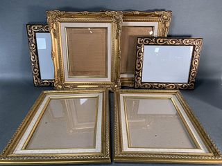 PICTURE FRAMES IN VARIOUS SIZES