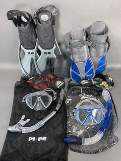 2 SETS OF SNORKELING GEAR FLIPPERS GOGGLES SNORKELS