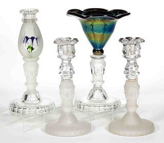ASSORTED REPRODUCTION THREE-FACE GLASS ARTICLES, LOT OF FOUR
