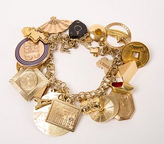 Vintage 14K Gold Charm Bracelet
