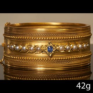 ETRUSCAN REVIVAL SAPPHIRE AND PEARL HINGED CUFF BANGLE
