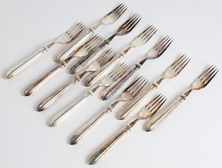 12 Silver-Plate Dinner Forks