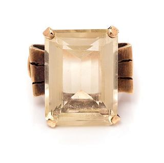 * A Retro 14 Karat Yellow Gold and Citrine Ring, 6.60 dwts.