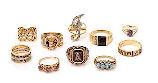 A Collection of Yellow Gold Rings, 15.90 dwts.
