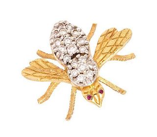 * An 18 Karat Yellow Gold and Diamond Bee Brooch, 4.60 dwts.