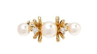 A Yellow Gold, Cultured Pearl and Diamond Pearl Shortner, 1.90 dwts.