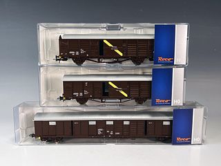 ROCO HO BOXCAR TRAINS IN PACKAGE