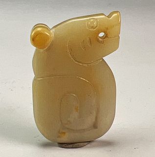 ARCHAIC-STYLE WHITE JADE CARVED ANIMAL