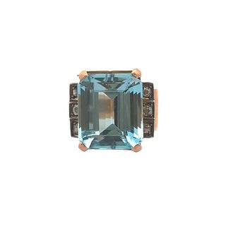 17.50 Cts Aquamarine & Diamonds 18k Gold Ring