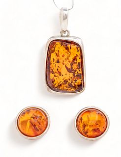Silver And Amber Pendant And Earrings H 1.2" 16.7g 3 pcs
