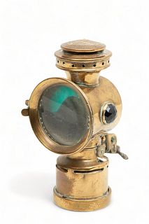Neverout Brass Kerosene Lantern 19Th C. H 6 1/2" L 3 1/4" D 4"