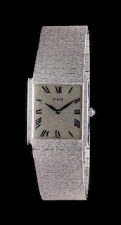 * An 18 Karat White Gold Ref. 9286 Wristwatch, Piaget, 47.90 dwts.