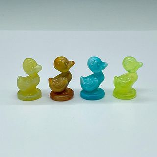 4pc Vintage Mosser Glass Miniature Ducks